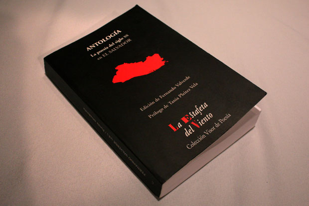 Antología La poesía ﻿del siglo XX en El Salvador, de la serie La estafeta del viento, de Colección Visor de Poesía.