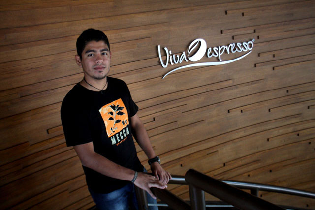 Se retira... Alejandro no volverá a competir como barista, porque quiere que su nombre quede escrito en el máximo peldaño del mundo... no se arriesgará a quedar de segundo en otra contienda.