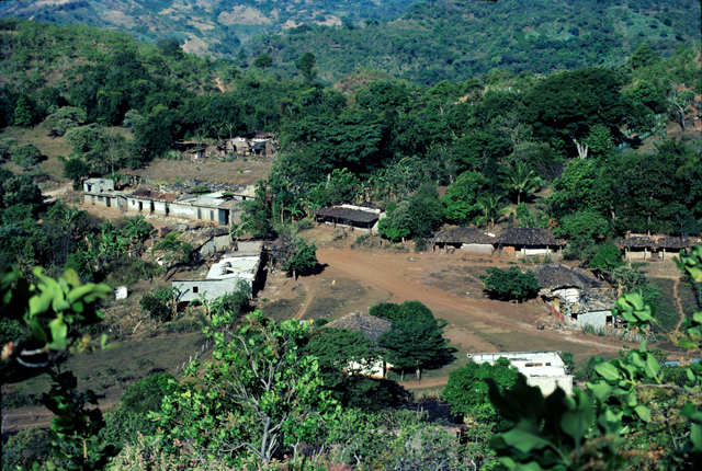 Así era el caserío El Mozote antes de la masacre. Sus habitantes –alrededor de 300- vivían de cultivar la tierra y de la comercialización del henequén.