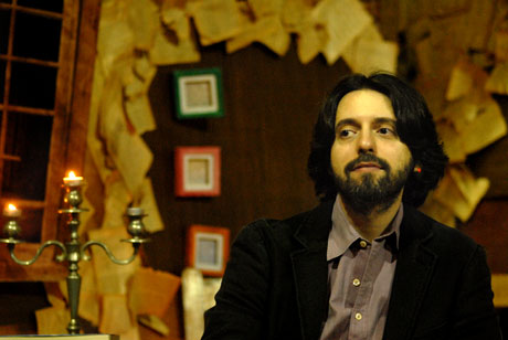 Andrés Neuman, ganador del premio Alfaguara 2009 con su novela 